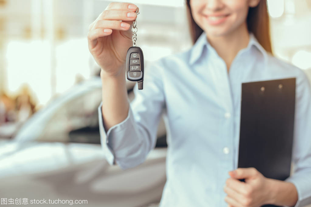 汽车租赁服务助理 现代出行的贴心伙伴